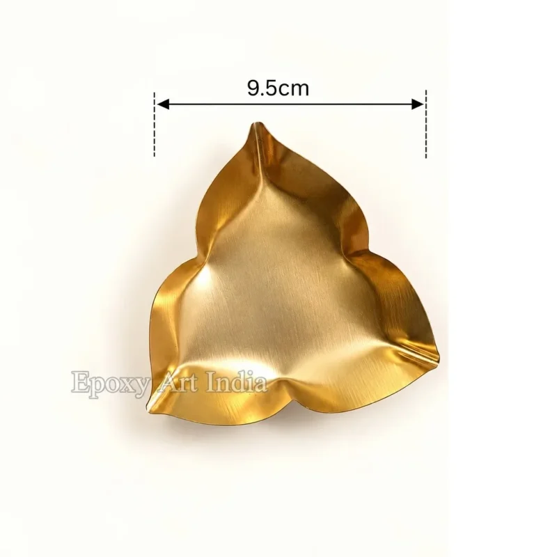 3 Nok Triangle Shape Urli for Candle Making